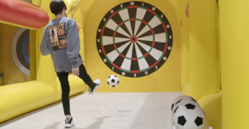 サッカーダーツ